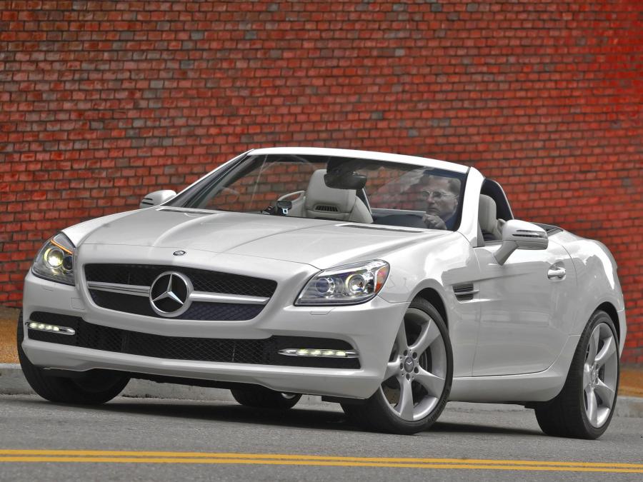  Mercedes-Benz SLK350 2011 года  (US) (фото 7 из 47)